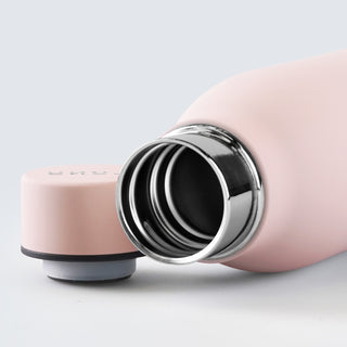Close-Up Shot of the TRNR Bliss Bottle (Blush Pink) 600 ml | Opened Lid | Featuring Stainless Steel Double Insulation