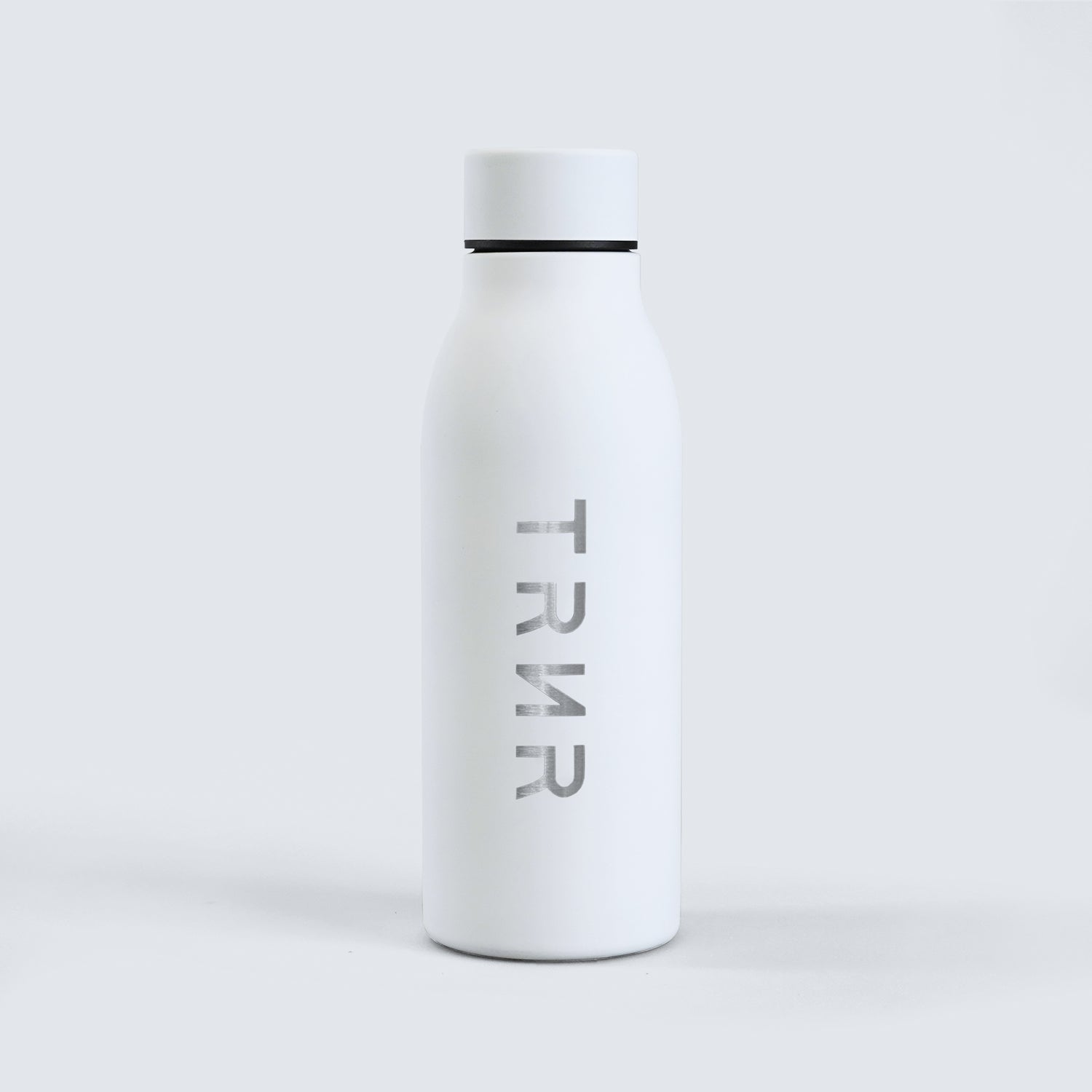 TRNR Bliss Bottle (White) in 600 ml capacity | Product Overview Featuring TRNR Logo and Powder-Coated Finish