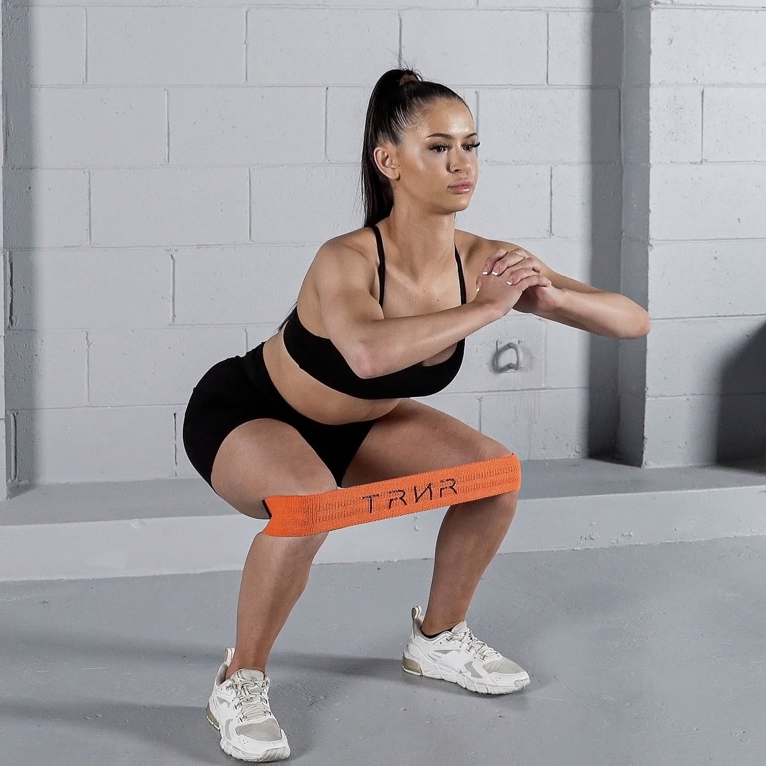 Band resisted online squats