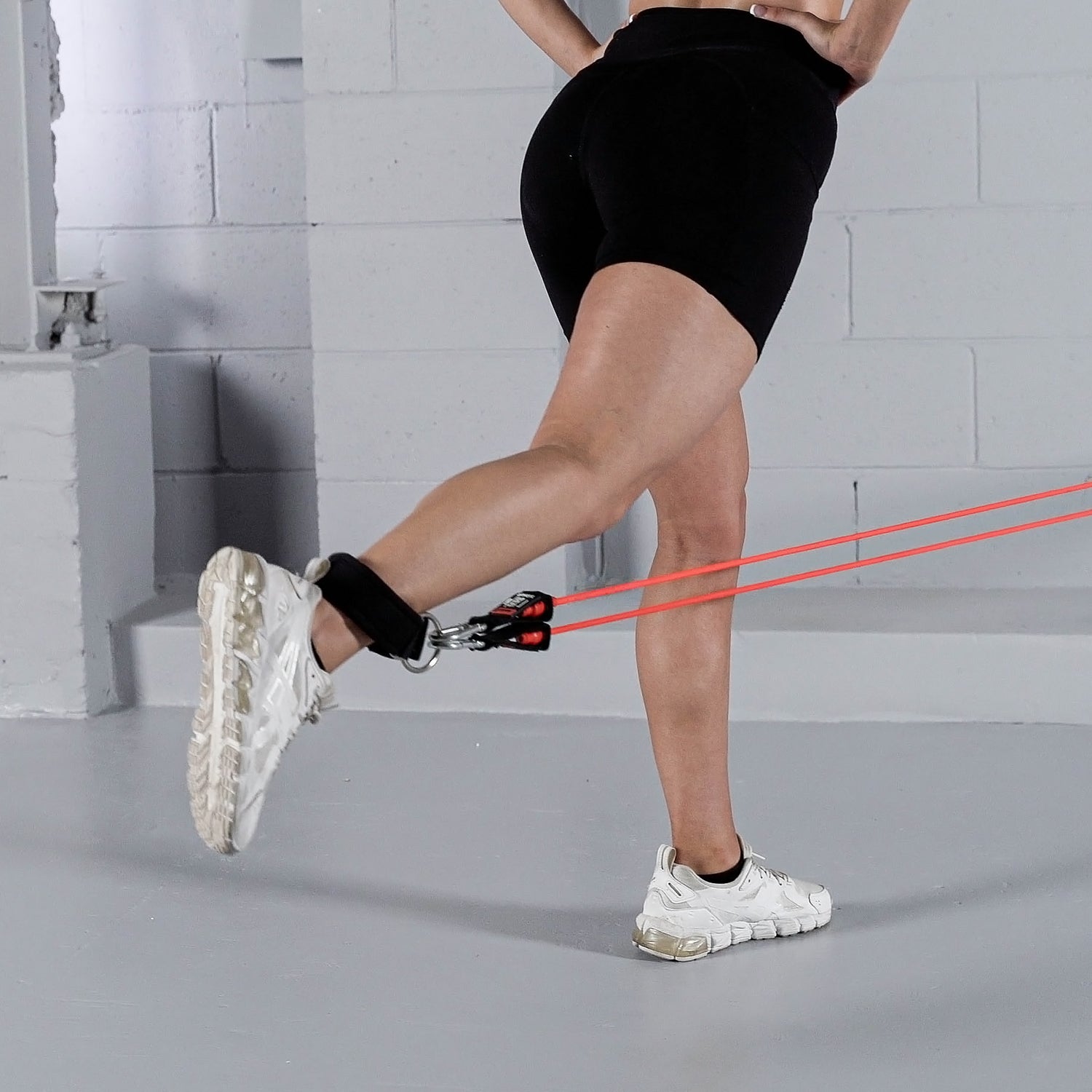 Reverse Leg Extension with the TRNR X31 Resistance System